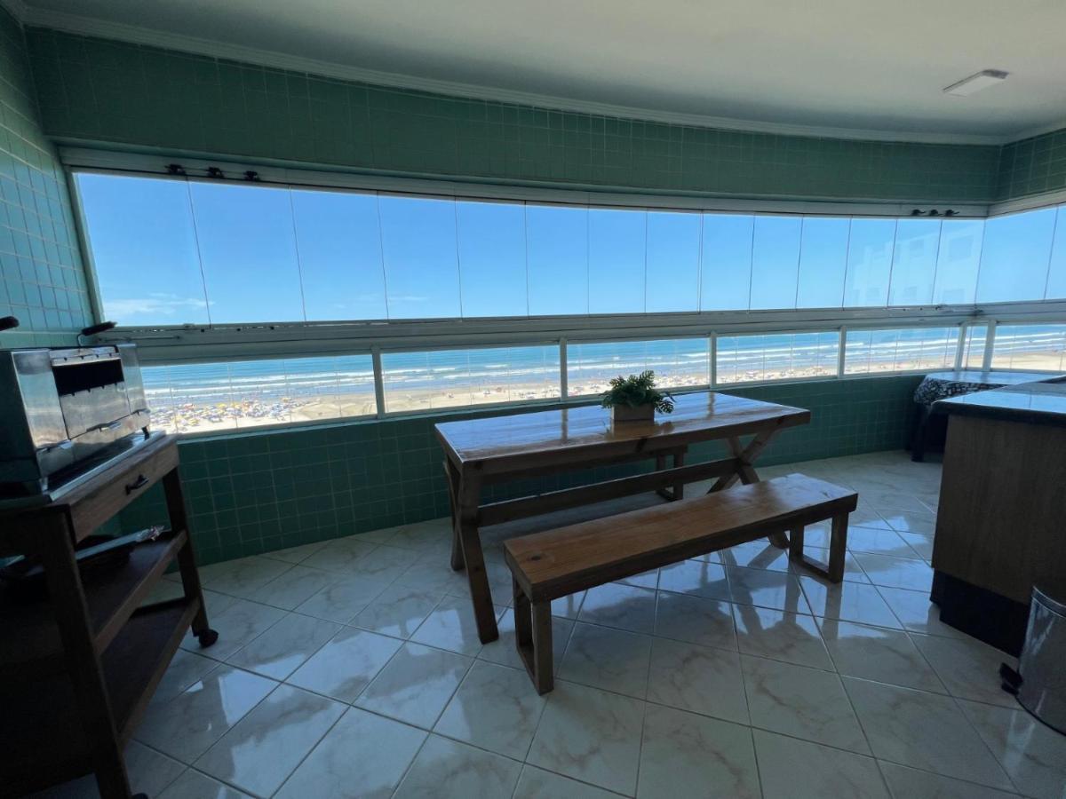 פראייה גראנדה Apartamento Guilhermina De Frente Para O Mar מראה חיצוני תמונה