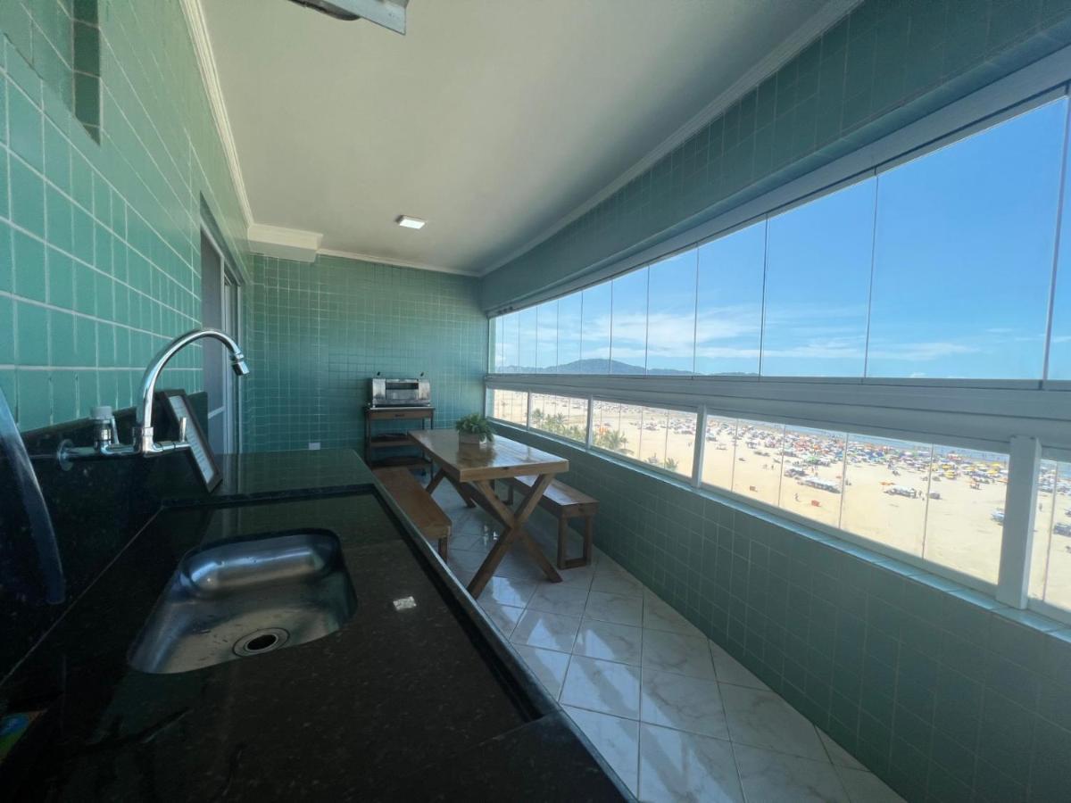 פראייה גראנדה Apartamento Guilhermina De Frente Para O Mar מראה חיצוני תמונה