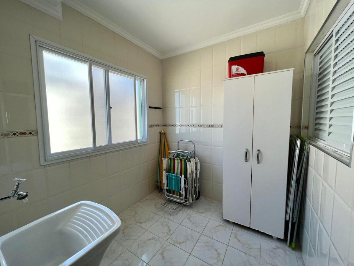 פראייה גראנדה Apartamento Guilhermina De Frente Para O Mar מראה חיצוני תמונה